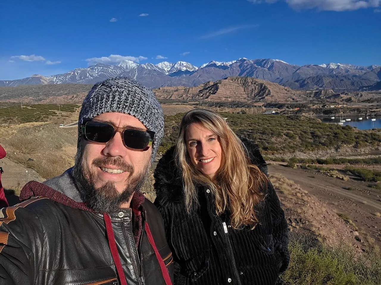 Casal na Cordilheira dos Andes
