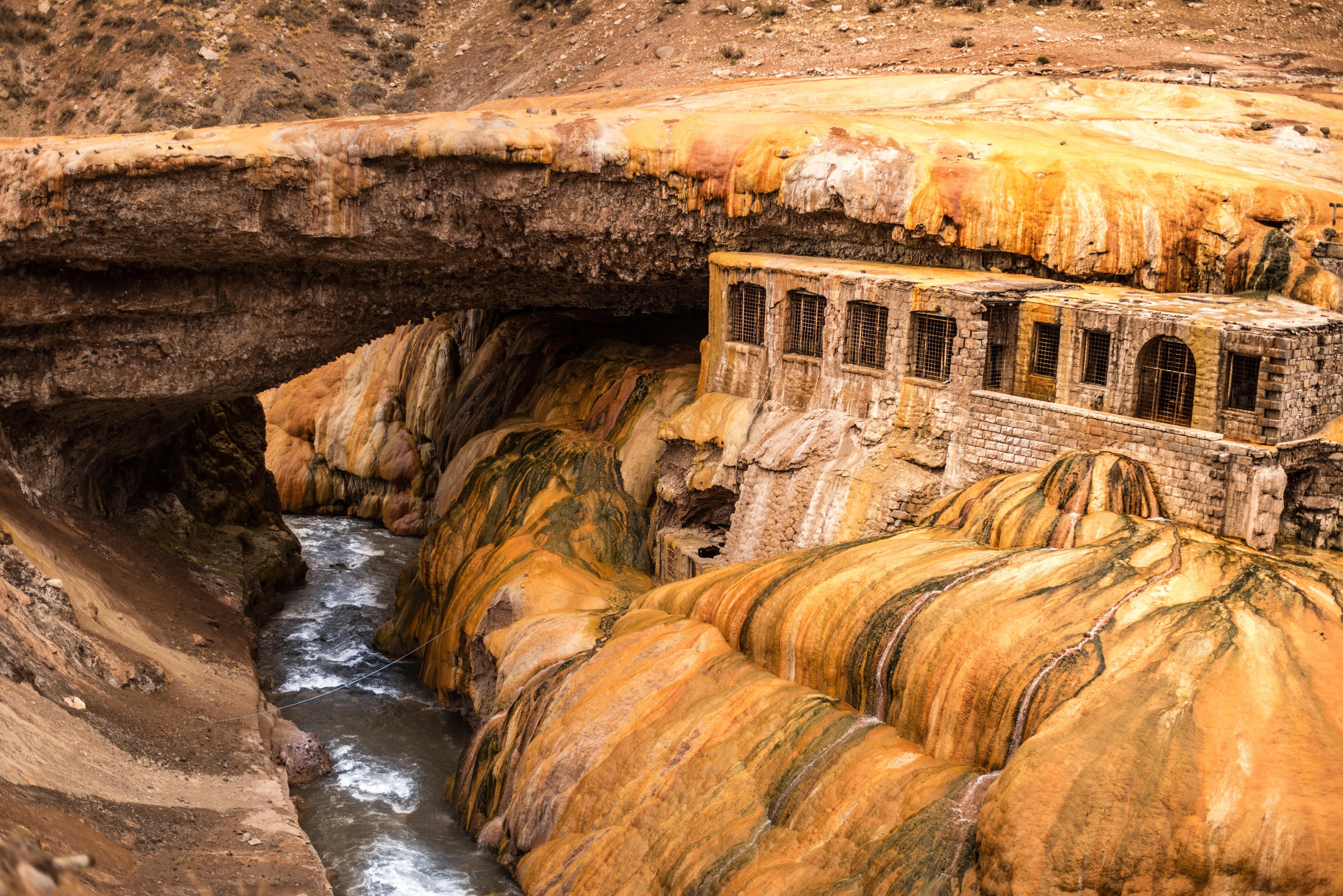 Paisagem de canyon para experiências a cavalo